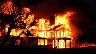 Watch Raw- Fire Destroys Historic Rhode Island Mansion News Video Video
