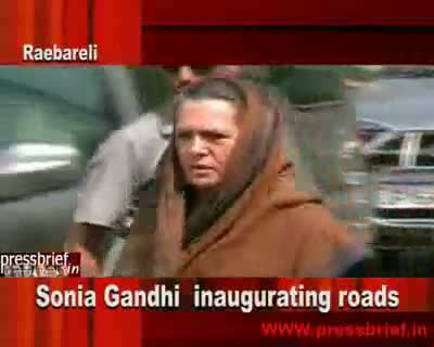 Watch Sonia Gandhi in Raebareli.18 May 2010 Video
