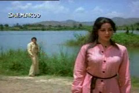 Watch Dariya Mein Phenk Do Chabi - Aas Paas Video