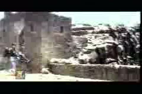 Watch Tujhe Na Dekhoon To Chain (Rang 1993) Video