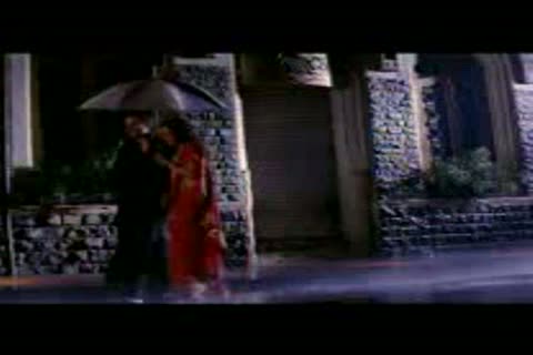Watch Hum Tum Title Song Video