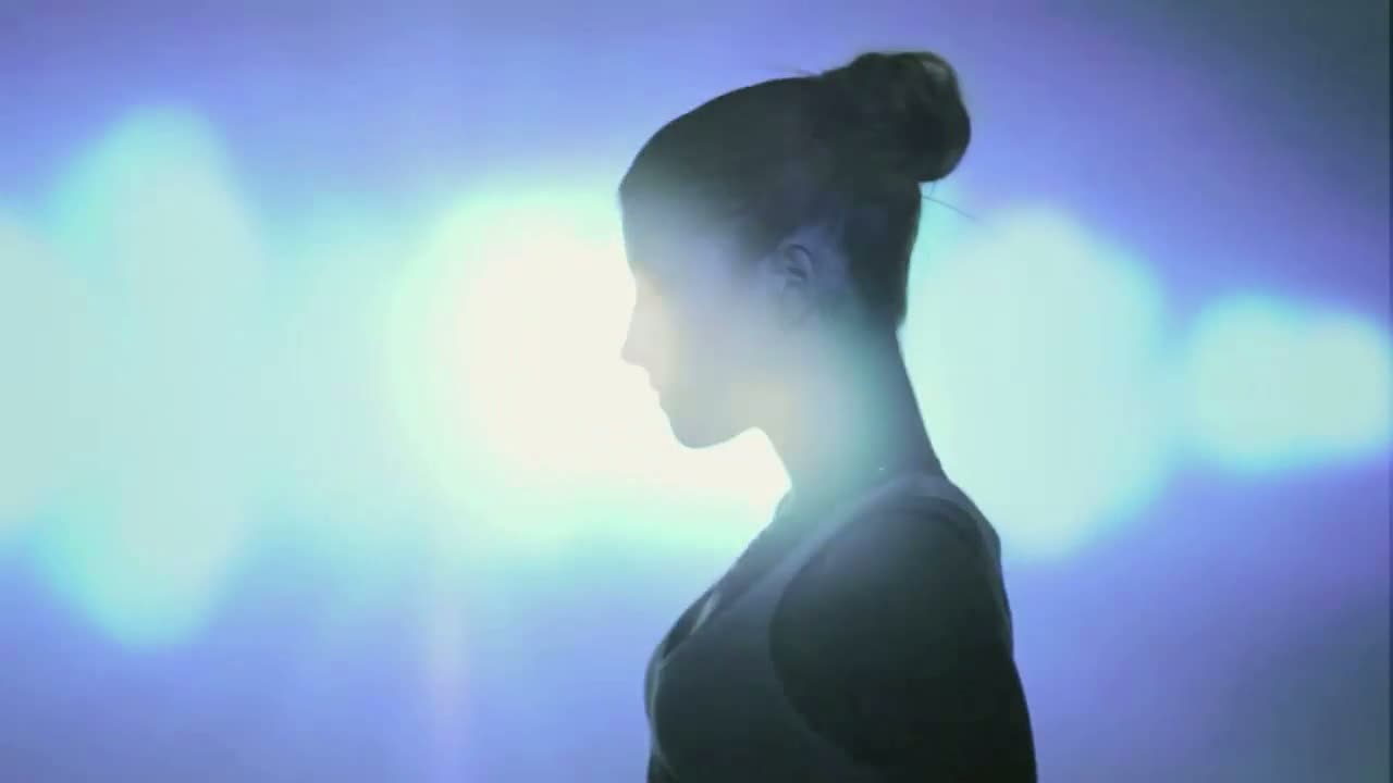 Watch Paramore - B.o.B - Airplanes feat. Hayley Williams Video