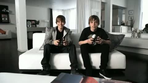 Watch Justin Bieber - One Time Video Song Video