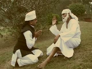 Watch Charno Mein Apne Rehne DO Mujhko Itni Tamana Bas Meri hai (Sai Baba Bhajan)- Hamsar Hayad Video