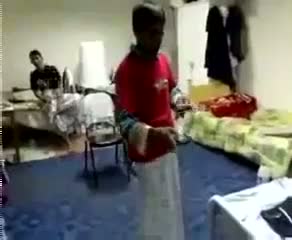 Watch how men put in the basket hahahahha Video