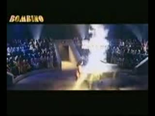 Watch Bahut Pyar Karte Hain tumko Sanam - Saajan Video