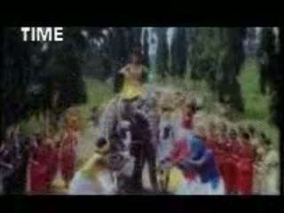 Watch Oee Amma Oee Amma Kya Karta Hai Video Song Video