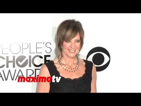 Watch Allison Janney People's Choice Awards 2014 - Red Carpet Arrivals Video