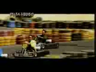 Watch Hum Saare Hain Mumbaiya from the movie rehna hai tere dil mein Video