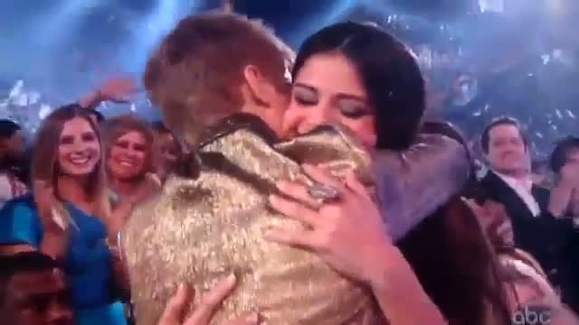 Watch Justin Bieber Kisses Selena Gomez at Billboard Music Awards Video