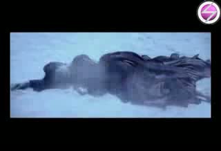Watch Mahiya video song singing by Sunidhi Chauhan Video