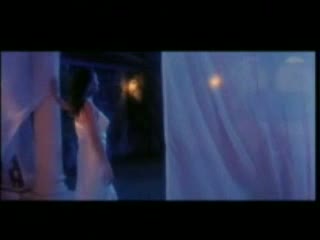Watch  Chaand Ne Kuch Kaaha video song from the movie dil to pagal hai Video