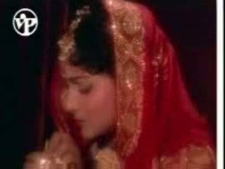 Watch Babul ki duaayein leti jaa video song Video