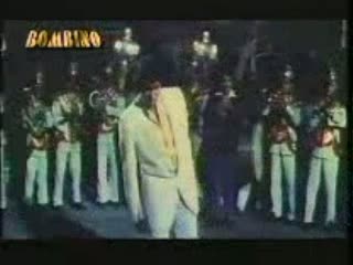 Watch De De Pyar De video song from the movie Sharabi  Video