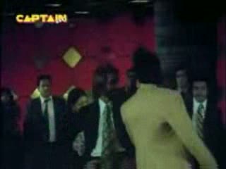 Watch  "Are Diwano Mujhe Pehchano" video song from the movie don Video