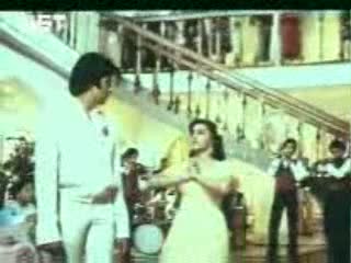 Watch Zindagi imtihaan leti hai video song from the movie NASEEb Video
