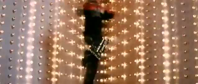 Watch Jalebi Bai - Double Dhamaal (2011) Exclusive Full Song Ritu Pathak Video