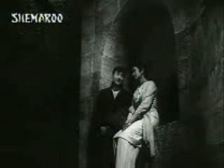 Watch dil ka bhawanr kahe video song from the movie tere ghar ke samne Video