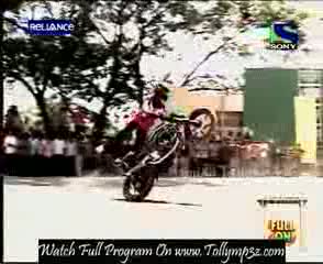 Watch Entertainment Ke Liye Kuch Bhi Karega 23rd June 2011 Part 2  Video