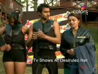 Watch Khatron Ke Khiladi 4 (Torchaar) 8th July 2011 Part-4 Video