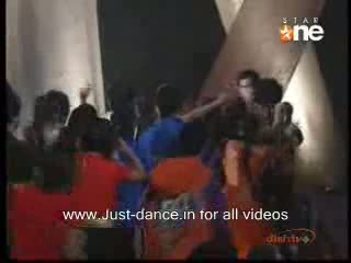 Watch Just Dance 9th July 2011 Part-1 Video