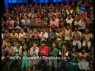 Watch Entertainment Ke Liye Kuch Bhi Karega   18th July 2011   Part 2 Video