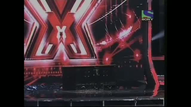 Watch Bad Man Gulshan Grover makes a ransom demand- X Factor India - Episode 22 - 29th Jul 2011 Video