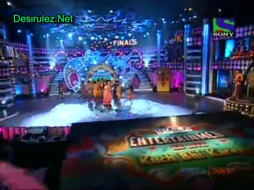 Watch Entertainment Ke Liye Kuch Bhi Karega  (8th-August-2011) Part-4 Video