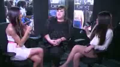 Watch Kendall & Kylie Jenner Rap with 'Glee' Stars Video