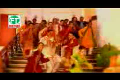 Watch DE DE GERA (Miss Pooja, Lehmber Hussainpuri, Kaka Bhaniawala) Video