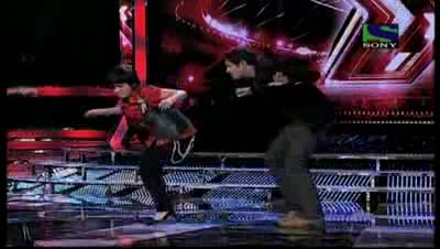 Watch Shreyas Talpade does the Seema Jha Signature Dance- X Factor India - Episode 31 - 27th Aug 2011 Video