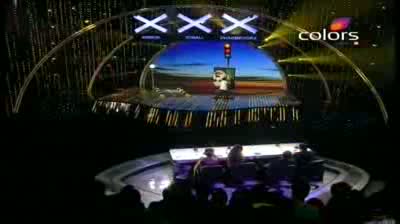 Watch India's Got Talent Season 3 - (27-August-2011) Vilas' portrait of Sachin bowled Salman Video