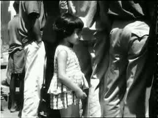 Watch Jaane Walon Zara Mud Ke Dekho- (Dosti), Sudhir Kumar, Sushil Kumar, Sanjay Khan Video