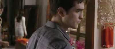 Watch Twilight Breaking Dawn New Official Trailer 13-9-11 Video