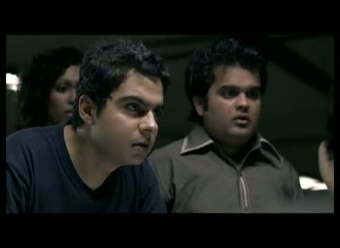 Watch Airtel Kanjoos Friend. Video
