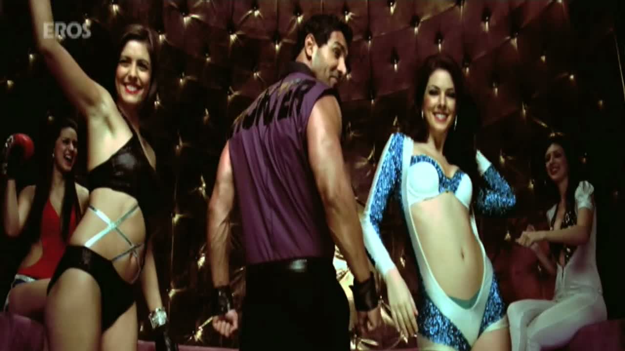 Watch Desi Boyz - Teaser Trailer Video
