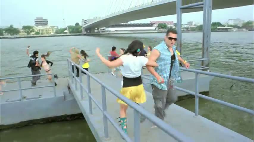 Watch Dhinka chika remix - (video song) Ready Ft. Salman khan Video
