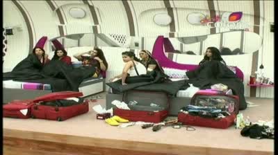 Watch Bigg Boss 5 - (3-October-2011) 'I want to die in Charles Shobraj arms,' Nihita Video