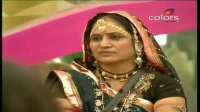 Watch Bigg Boss 5 - (3-October-2011) Shakti nominates 4 inmates, creates friction Video