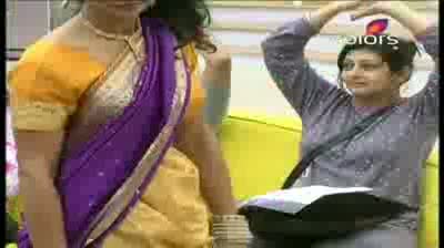 Watch Bigg Boss 5 -- (7-October-2011) Durga Puja comes home, and they dance! Video