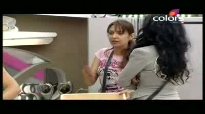 Watch Bigg Boss 5 - Missra, Mahek have a heated argument (10-October-2011) Video