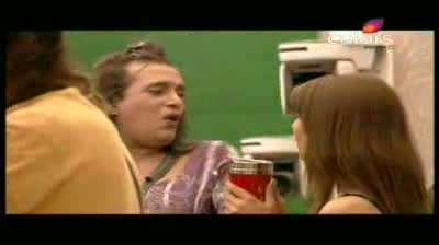Watch Bigg Boss 5 -- Pooja Bedi calls Pooja Missra mentally unstable (14-October-2011) Video