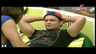 Watch Bigg Boss 5 - 'I am HOT male,' Amar tells press (20-October-2011) Video