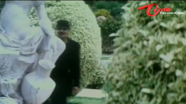 Watch Sakutumba Saparivara Sametam Songs - Love Is The Feeling Of Life - Srikanth - Jaya Lakshmi Video