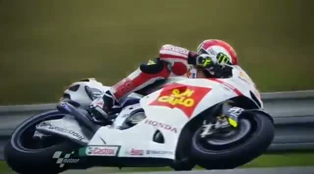 Watch Dan Wheldon and Marco Simoncelli Tribute - BBC Video