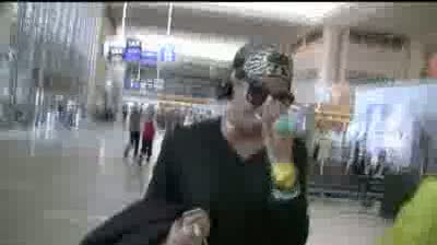 Watch Kelly Rowland back to London following illness Video