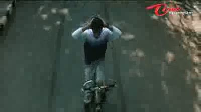 Watch Siddarth Tremendous Comedy To Impress Genelia Video