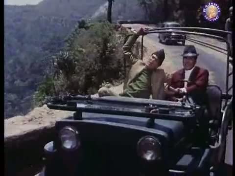 Watch Mere Sapnon Ki Rani Kab Aayegi Tu - Rajesh Khanna And Sharmila - Aradhana (1969) Video