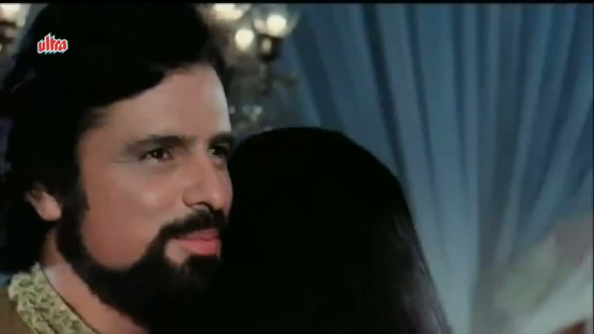 Watch Maine Puchha Chand Se - Abdullah (1980)  - Sanjay Khan And  Zeenat Video