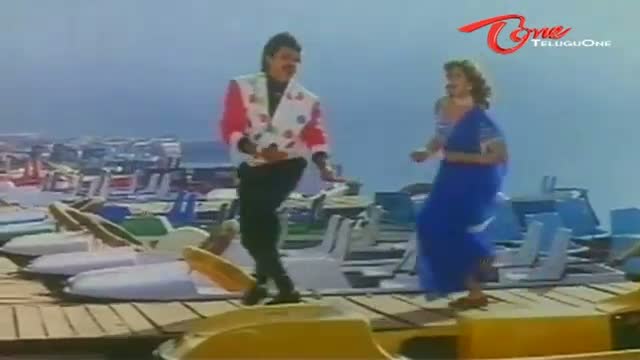 Watch Kondapalli Raja - Telugu Songs - E Kaasilo - Nagma - Venkatesh Video